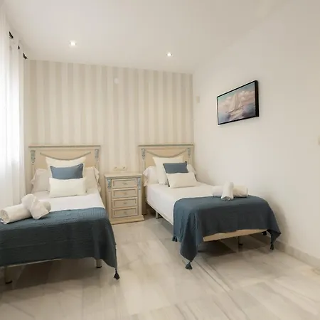 Goletmalaga Eagles Nest Vila *