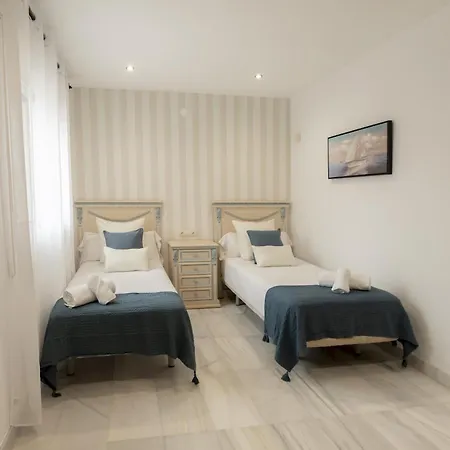Goletmalaga Eagles Nest Vila *
